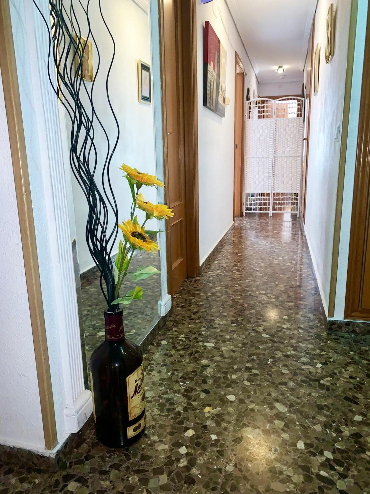 Apartamento Compartido Con Vista Al Puerto Valencia Apartment ภายนอก รูปภาพ